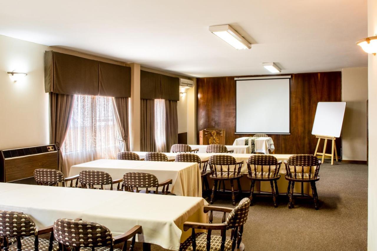Elgro Hotel Potchefstroom Extérieur photo